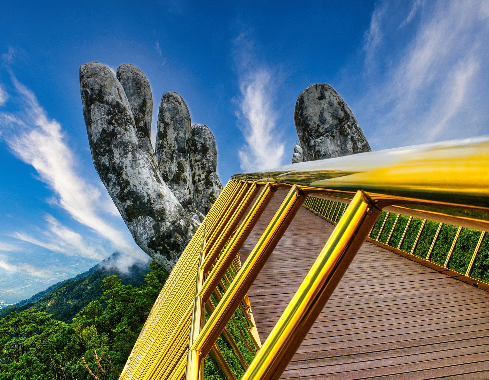 Da Nang, Vietnam – Golden Bridge Wall Art