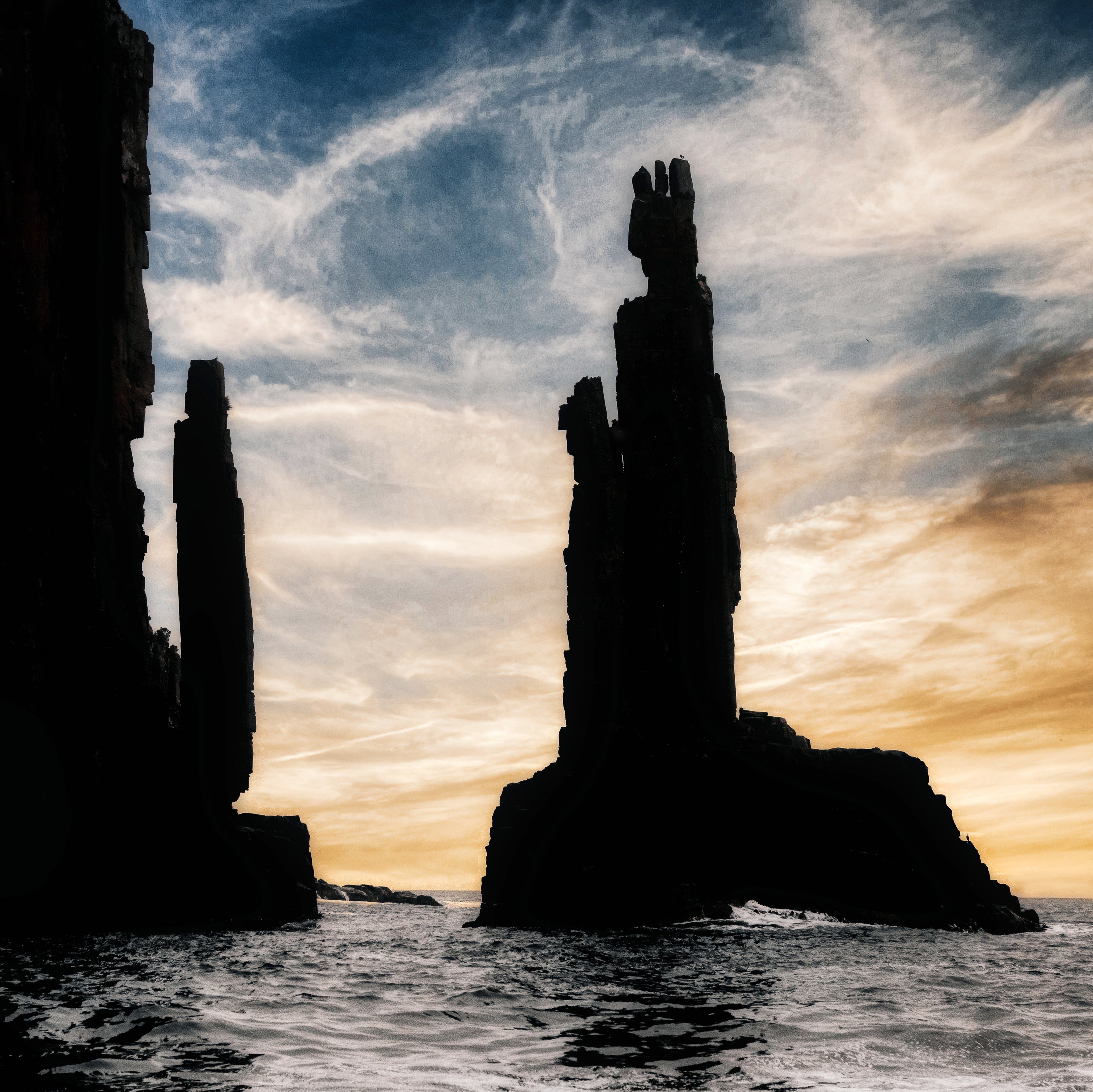 Bruny Island, Tasmania – Coastal Rock Formation Wall Art