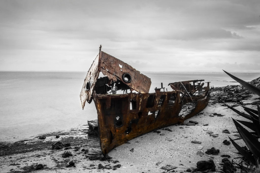 Woody Point, Queensland – Shipwreck, Coastal Wall Art